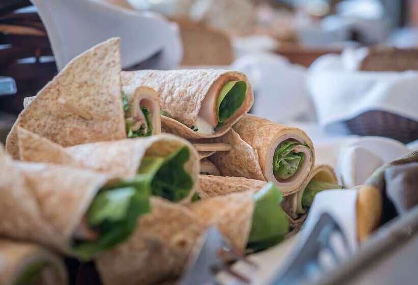 فندق Arahova Inn