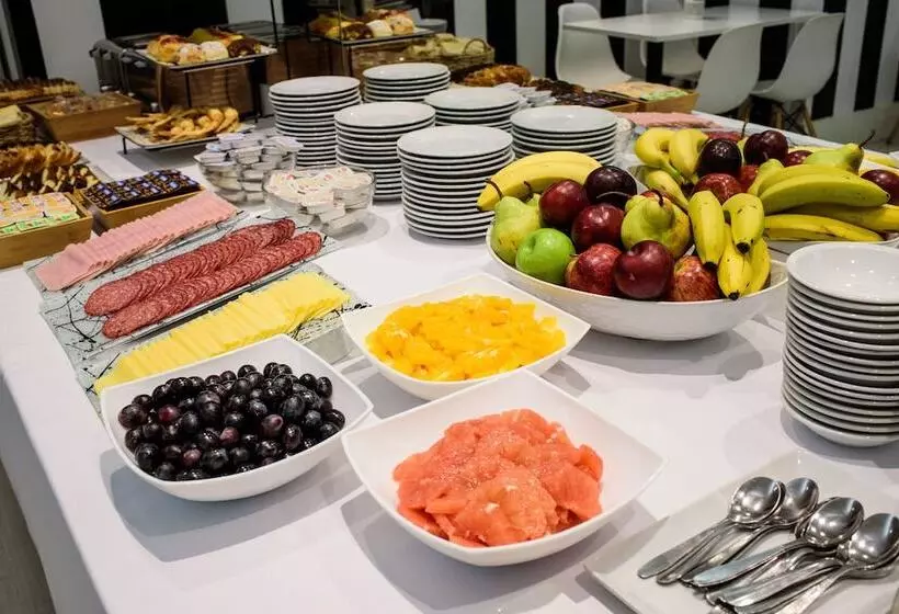 هتل Believe Madero