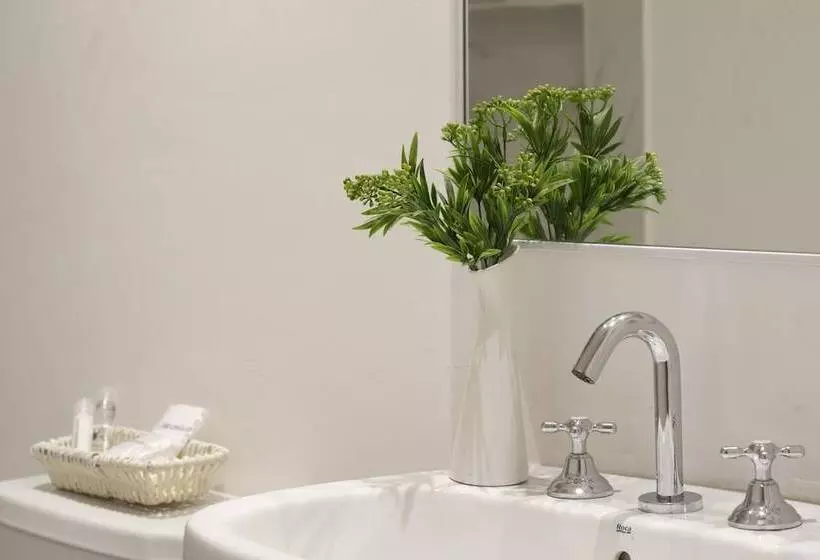 هتل Believe Madero