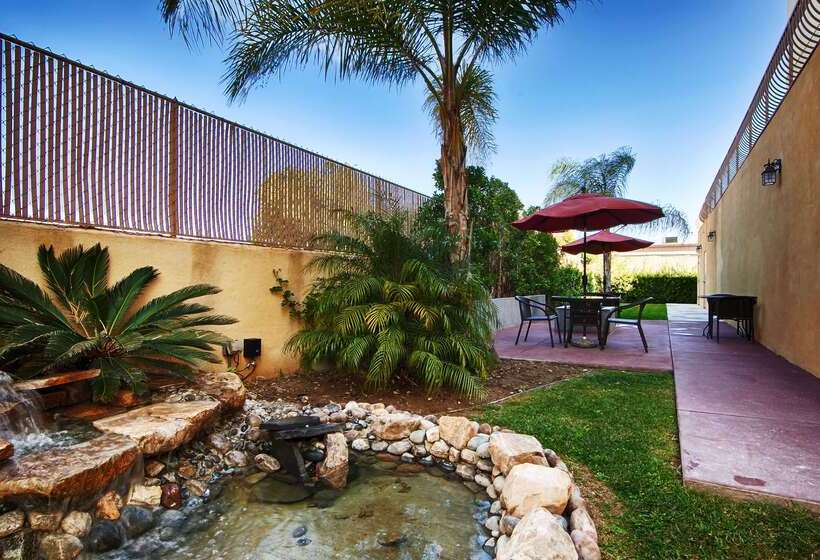 בית מלון כפרי Best Western Burbank Airport Inn