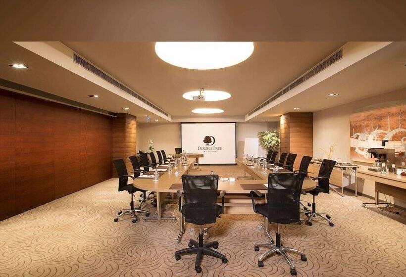 ホテル Doubletree By Hilton Istanbul Old Town