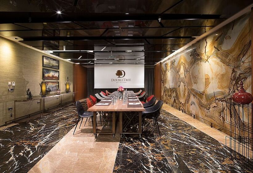 ホテル Doubletree By Hilton Istanbul Old Town