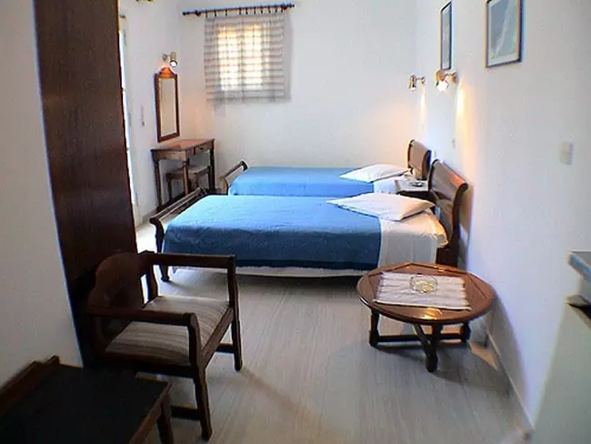 Отель Elena Studios And Suites