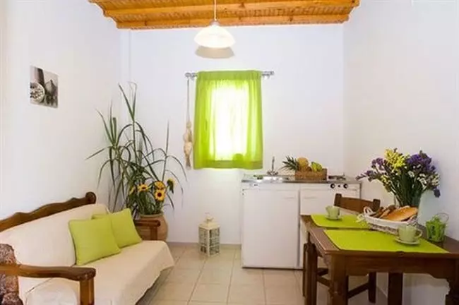 Отель Elena Studios And Suites