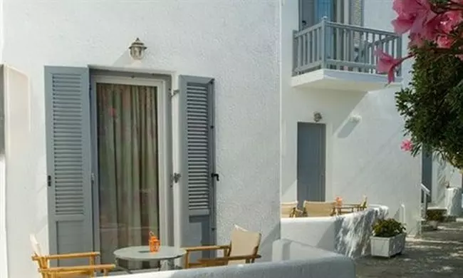 Отель Elena Studios And Suites