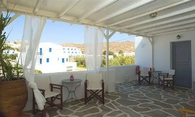 Отель Elena Studios And Suites