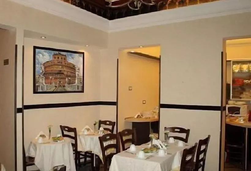 Hotel Elide