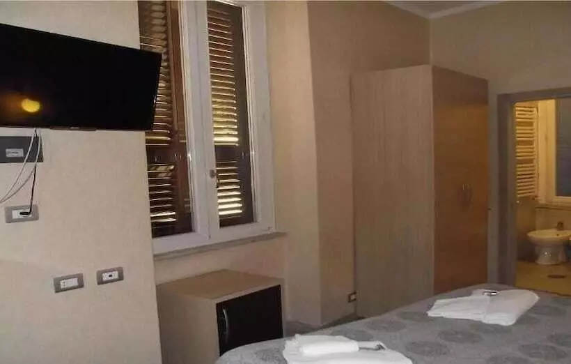 Hotel Elide