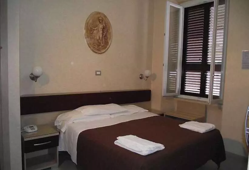 Hotel Elide