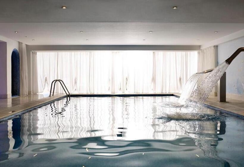 فندق Grand Serai Congress And Spa