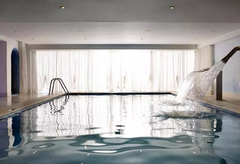 هتل Grand Serai Congress And Spa