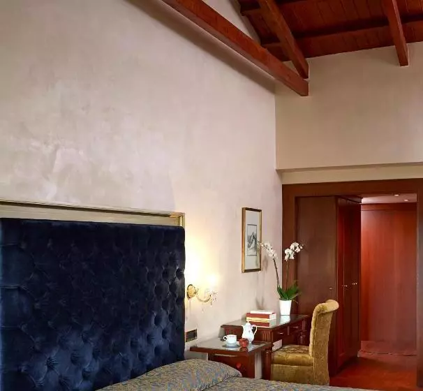 هتل Grand Serai Congress And Spa