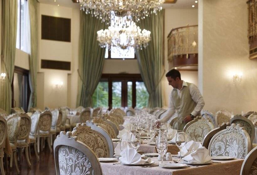 فندق Grand Serai Congress And Spa