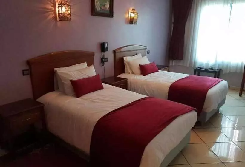 هتل Hôtel Amouday