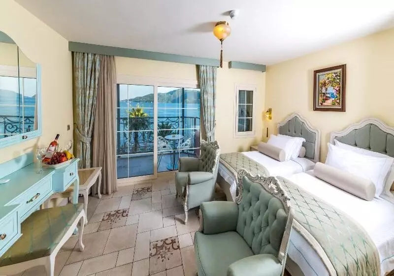 Hotel Kahveci Alibey Luxury Concept