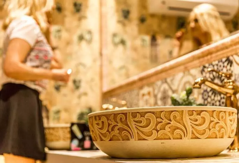 Hotel Kahveci Alibey Luxury Concept