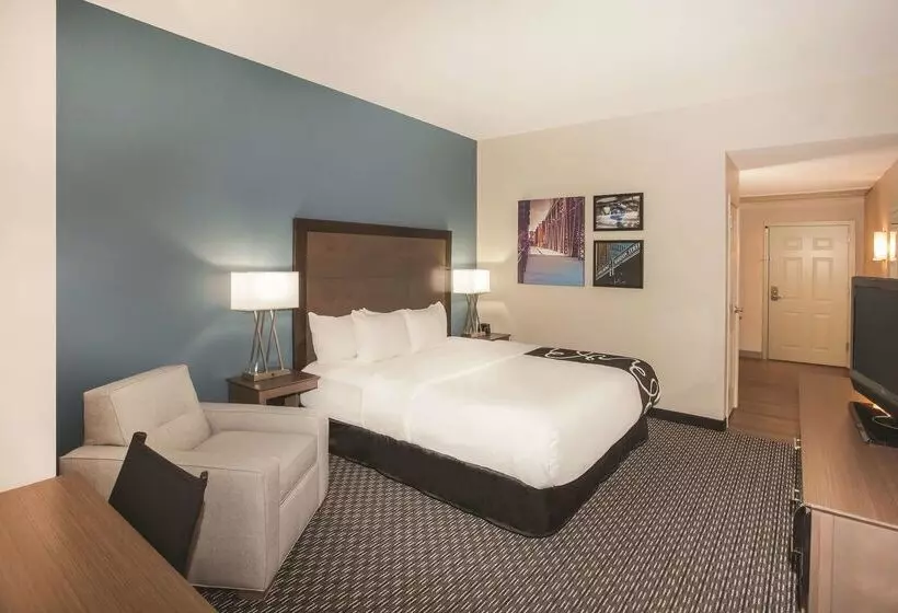هتل La Quinta By Wyndham Chicago Downtown