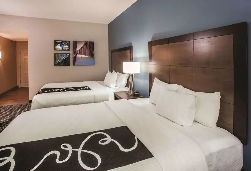 هتل La Quinta By Wyndham Chicago Downtown
