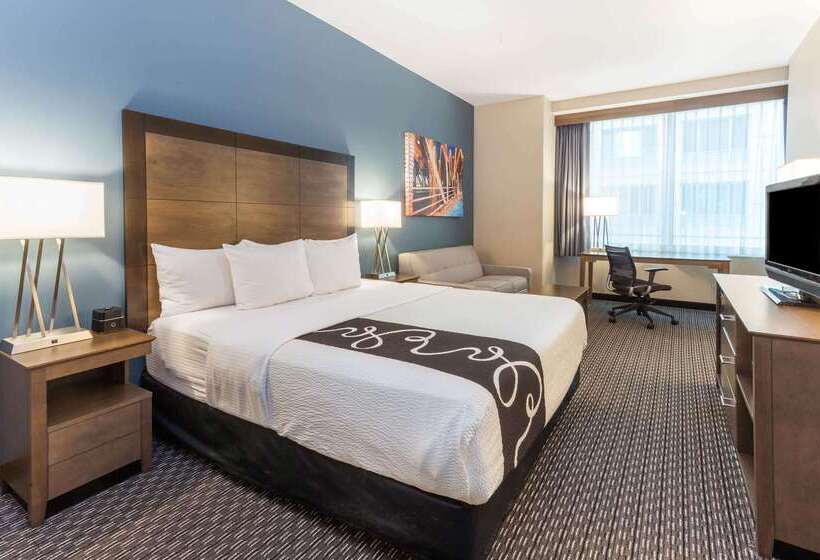 בית מלון כפרי La Quinta By Wyndham Chicago Downtown