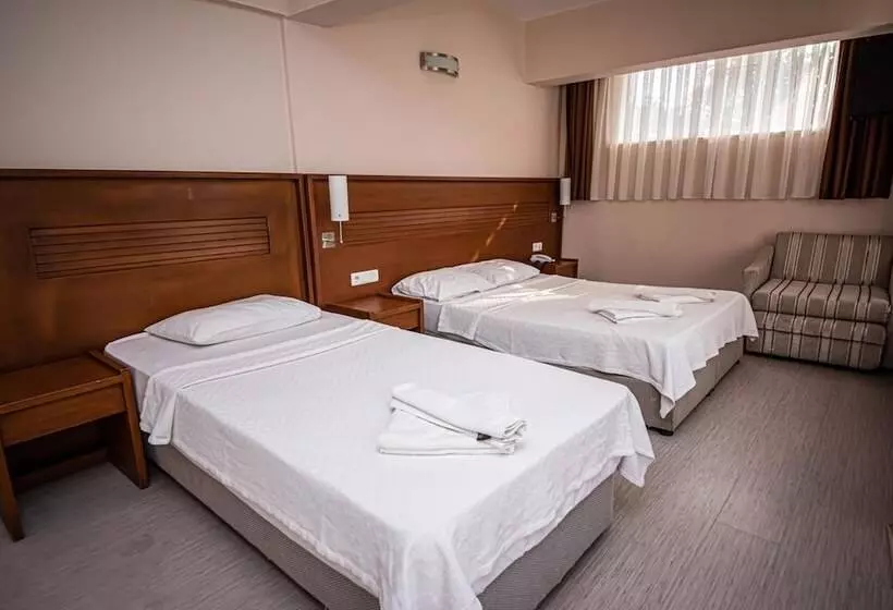 Отель Makri Beach