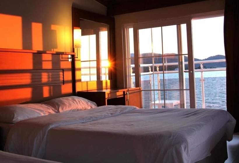 فندق Makri Beach