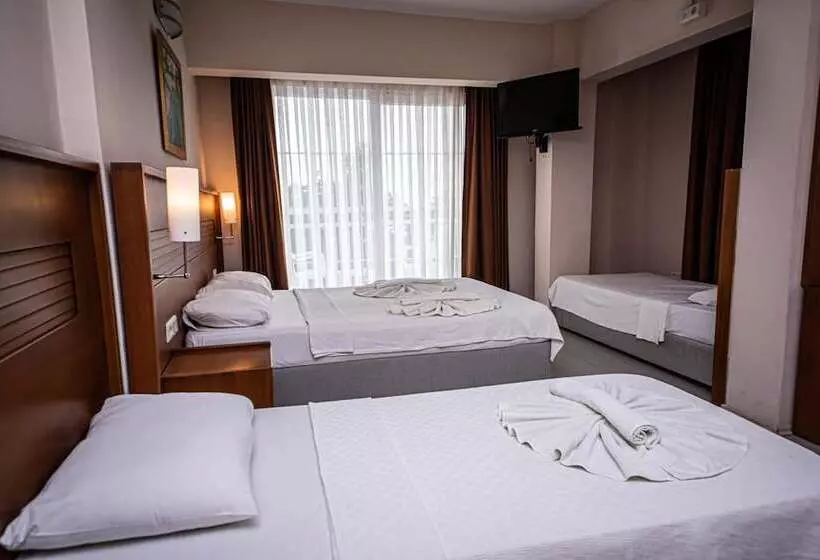 Отель Makri Beach