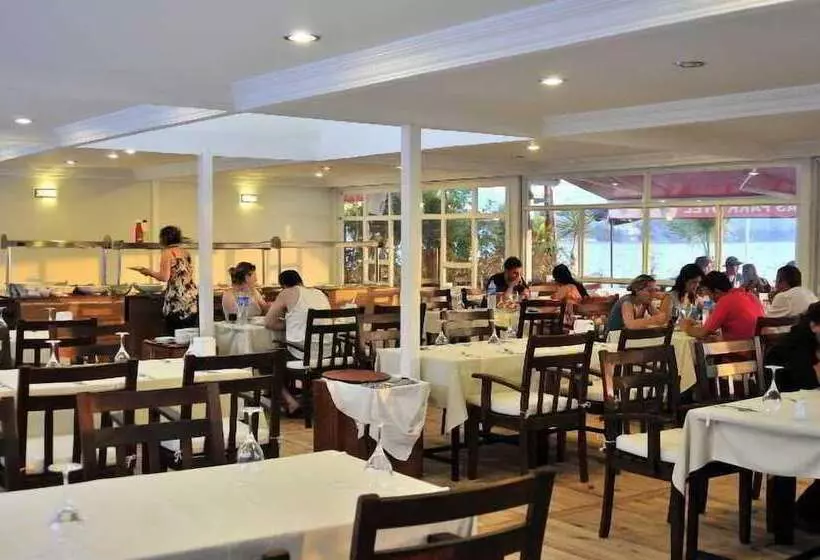 Отель Makri Beach