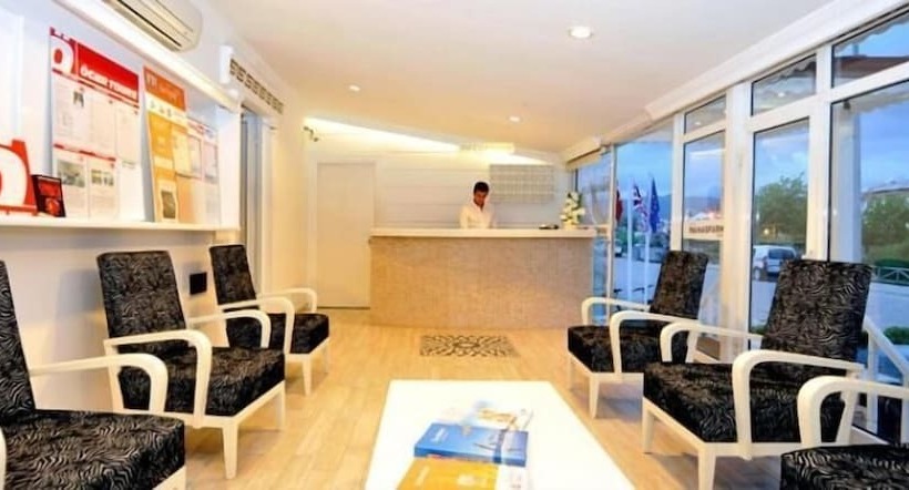 فندق Makri Beach