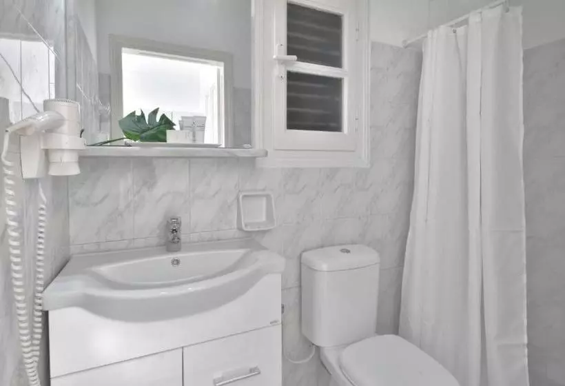 Отель Myconian Inn