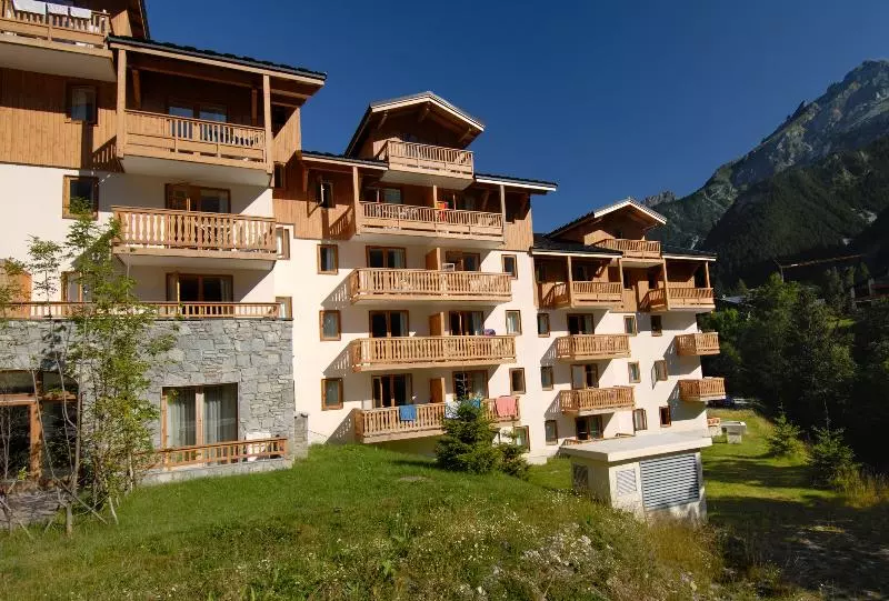 فندق Odalys Le Blanchot