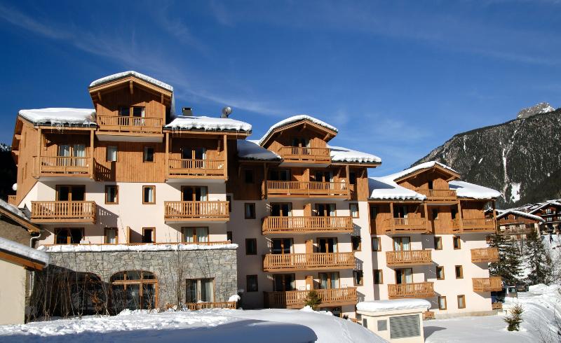 Отель Odalys Le Blanchot