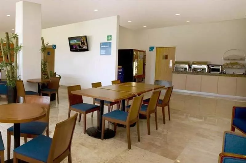 هتل One San Luis Potosi Glorieta Juarez