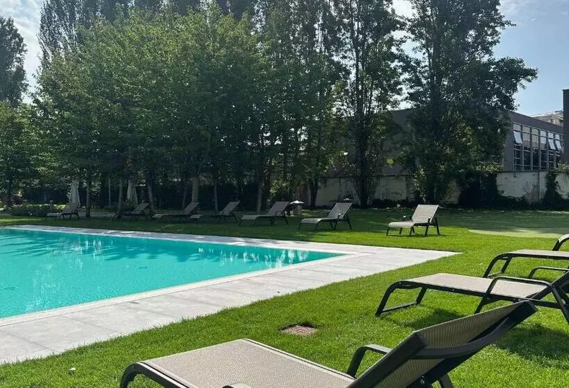 酒店 Ramada Plaza by Wyndham Milano