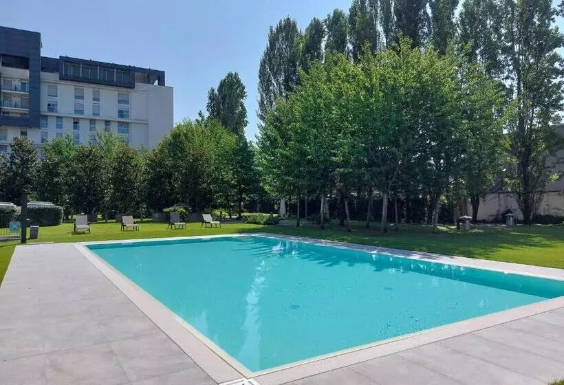 酒店 Ramada Plaza by Wyndham Milano