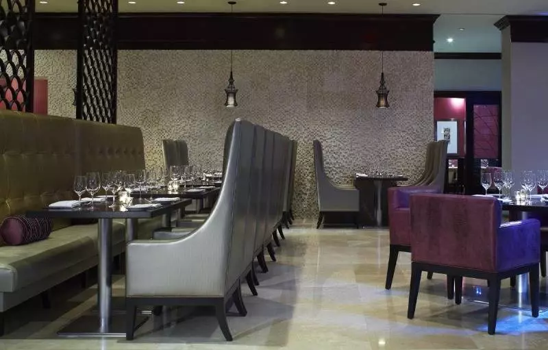 Отель Renaissance Fort Lauderdale West