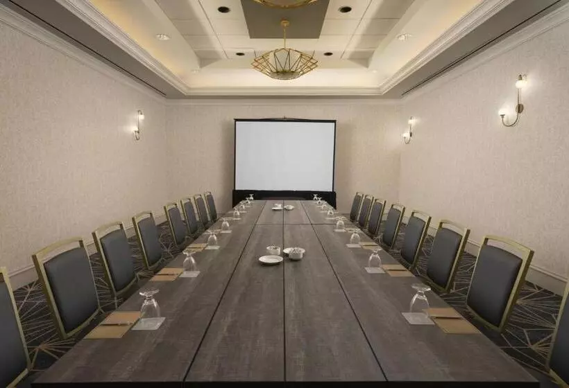 Отель Renaissance Fort Lauderdale West