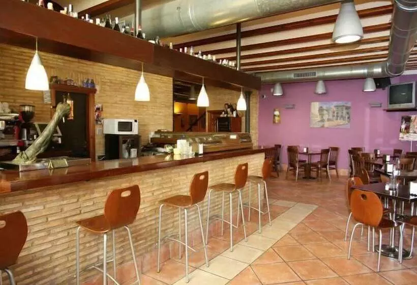 乡村酒店  Con Encanto La Façana