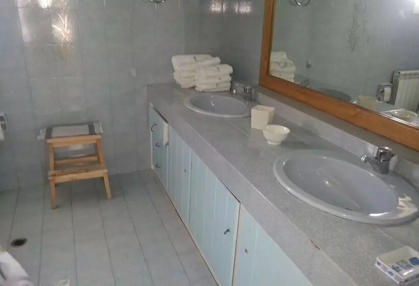 Hôtel Studios & Suites Rania