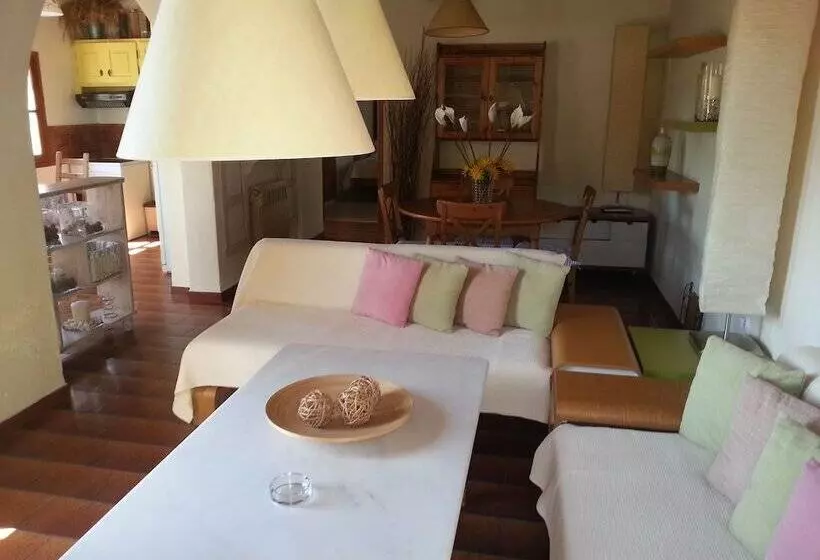 Hôtel Studios & Suites Rania