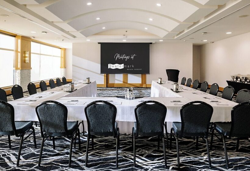 בית מלון כפרי Watermark Beach Resort