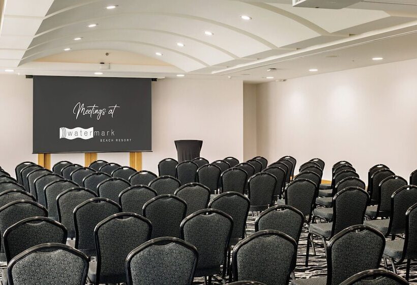 בית מלון כפרי Watermark Beach Resort