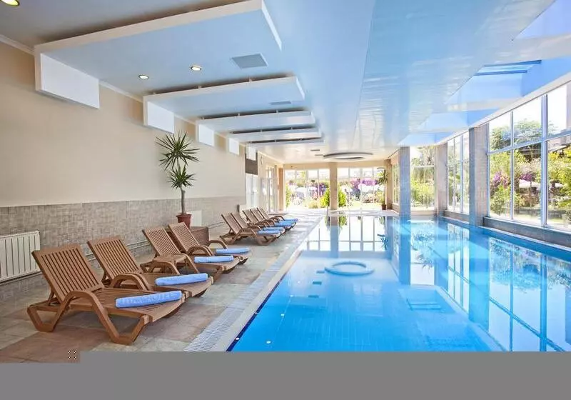 Titan Select Hotel Ultra All Inclusive