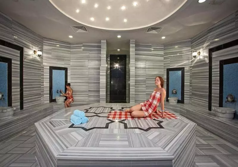 Titan Select Hotel Ultra All Inclusive