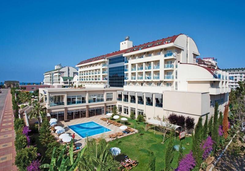 Titan Select Hotel Ultra All Inclusive