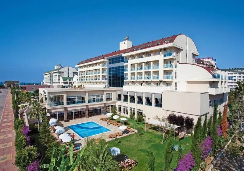Titan Select Hotel Ultra All Inclusive