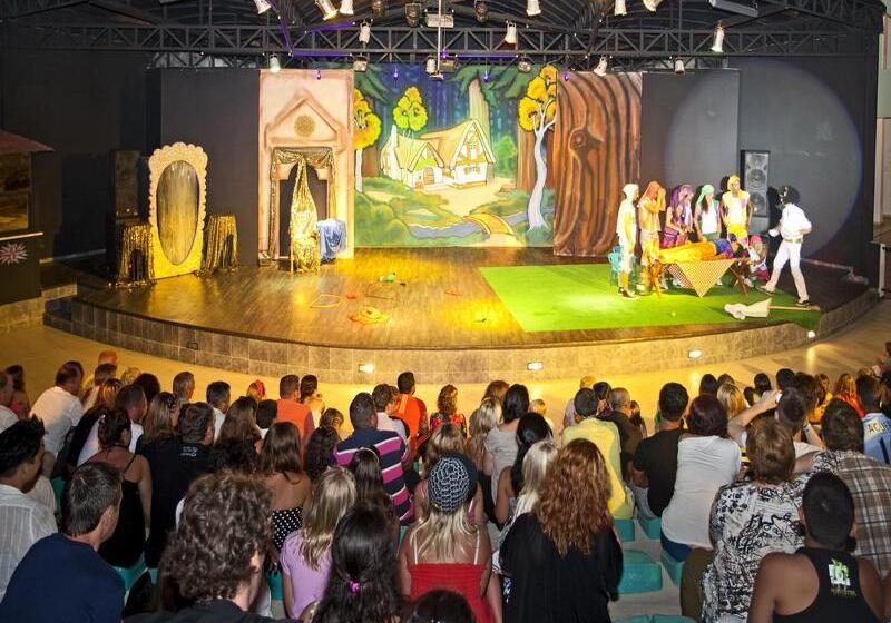 Titan Select Hotel Ultra All Inclusive