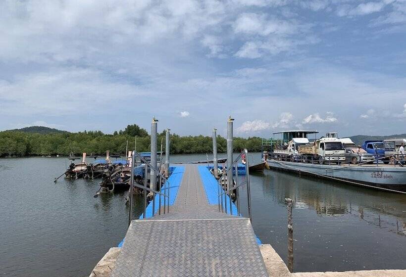 בית מלון כפרי Koh Jum Aosi Beach View