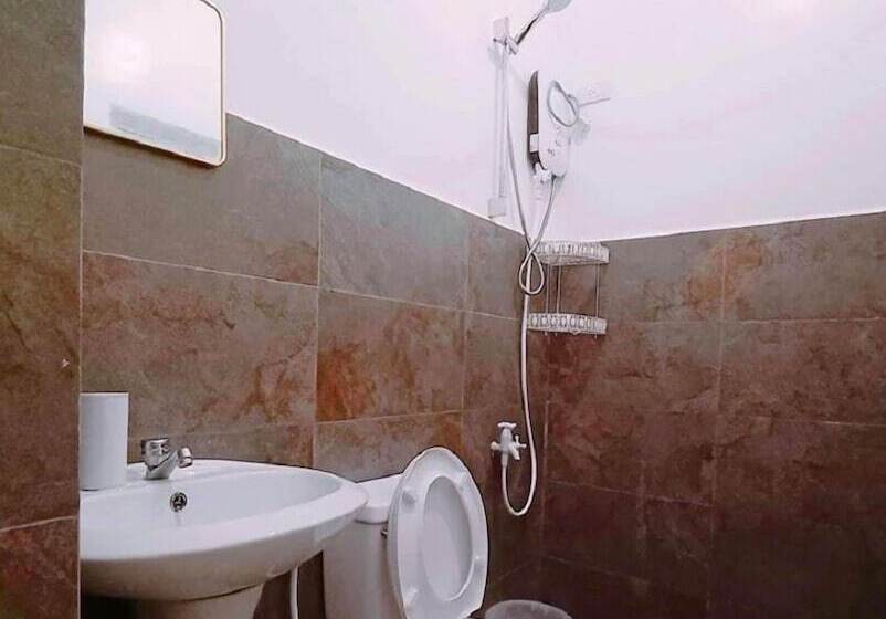 هتل Tropical Vibes Inn Siargao