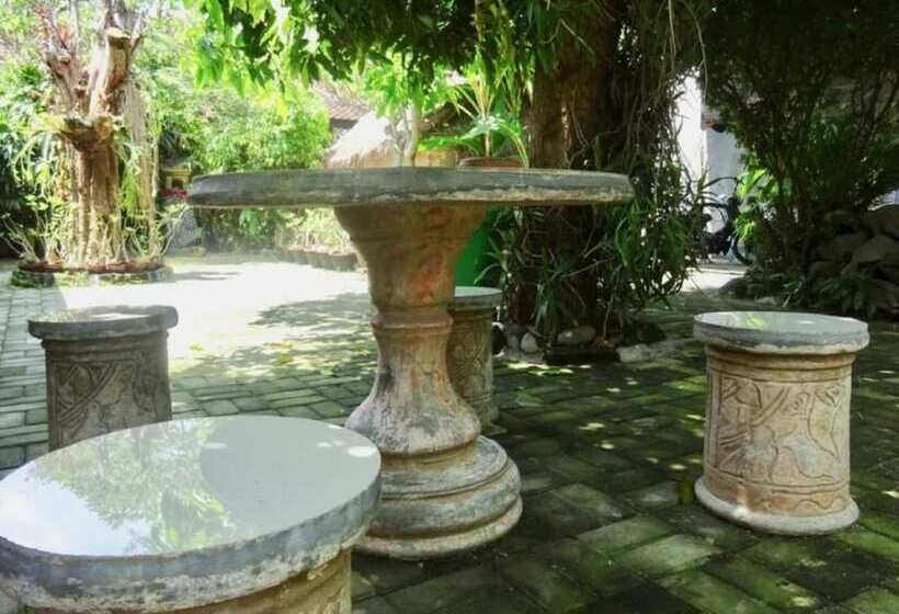 膳宿费 Oka Homestay