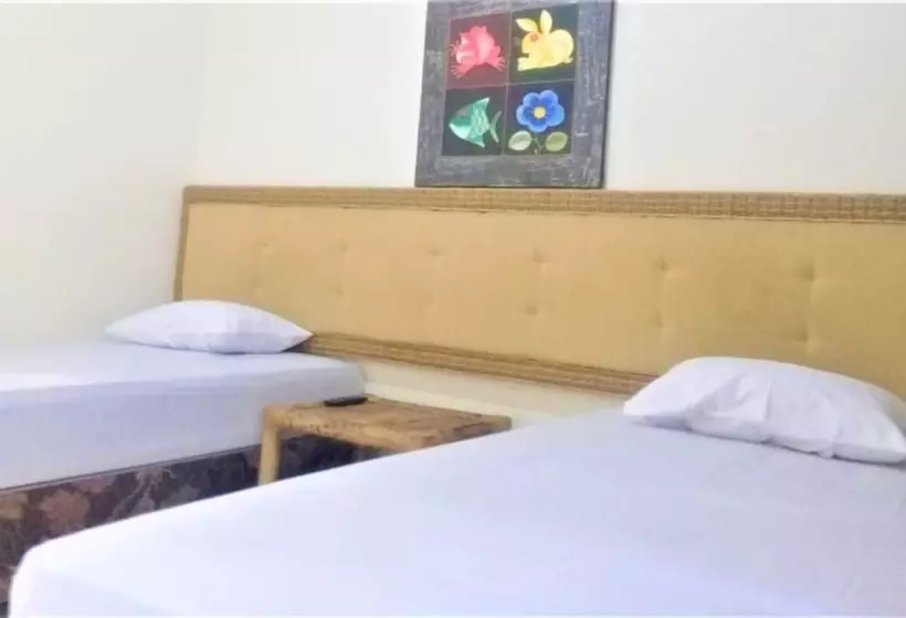 ペンション Oka Homestay